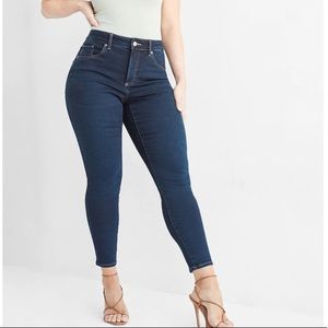 Express High-Waisted ‘Denim Perfect’ Dark Wash Cropped Jeggings- 4 Short